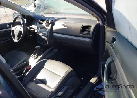 2009 Volkswagen Jetta Se/Sel из США, поврежденный, VIN 3VWRZ71K69M085133